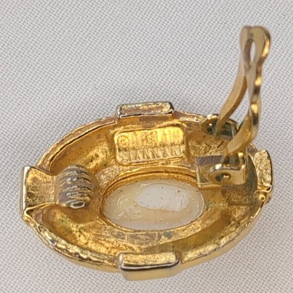 Donald Stannard Milk Glass Gold Tone Earrings - Picture 4 of 6